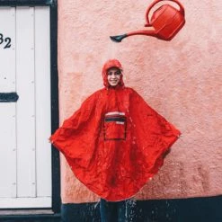 Poncho Pluie Urbain THE PEOPLE'S PONCHO 3.0 Rouge -Accessoires vélo de route Soldes Magasin poncho pluie urbain the people s poncho 30 rouge 3